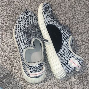 Zebra yeezys